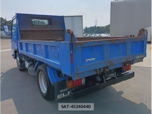 Isuzu ELF TRUCK 2017-09 8229811-3