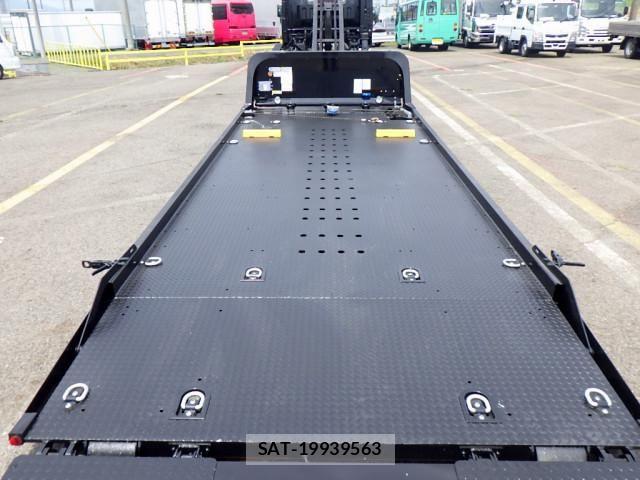 Isuzu ELF TRUCK 2024-04 8229765-9