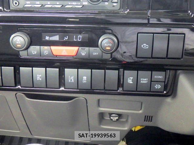 Isuzu ELF TRUCK 2024-04 8229765-18