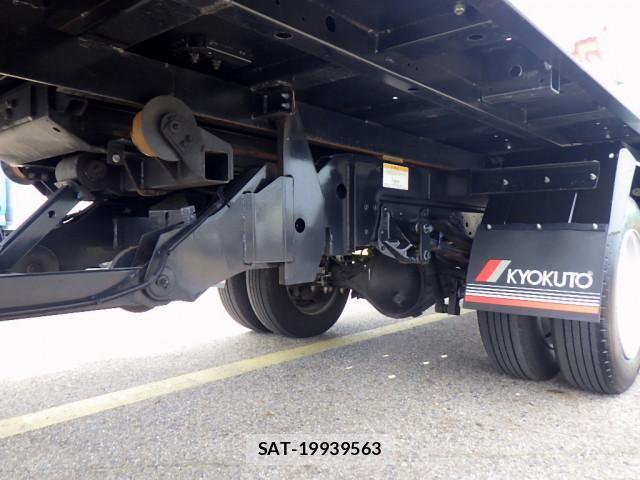 Isuzu ELF TRUCK 2024-04 8229765-25