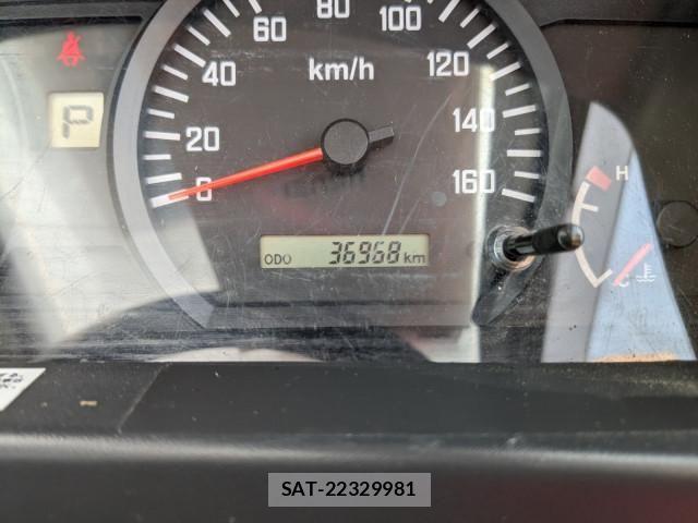 Isuzu ELF TRUCK 2018-05 8229815-11