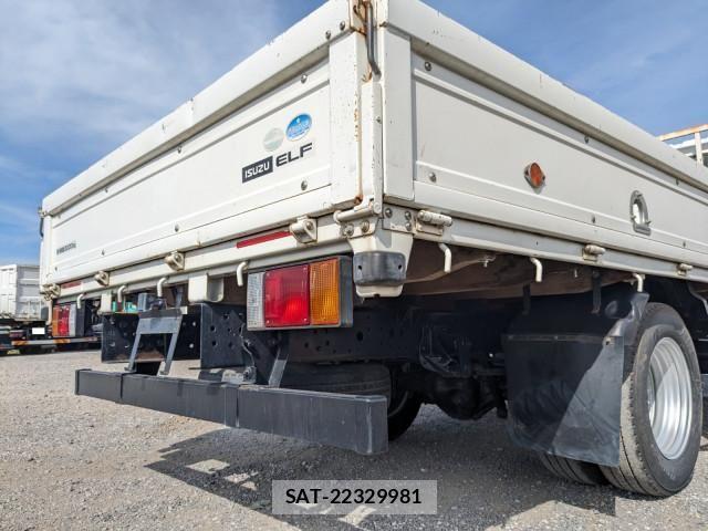 Isuzu ELF TRUCK 2018-05 8229815-5