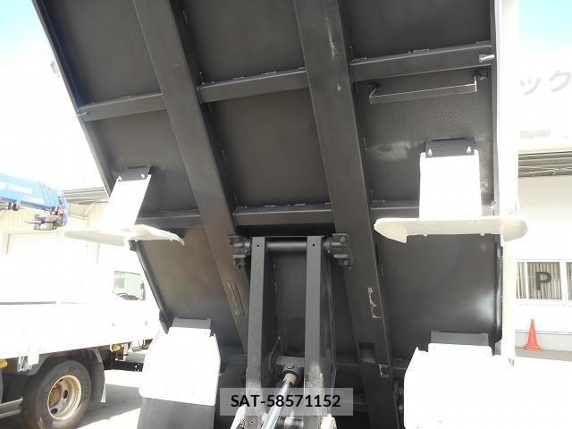 Isuzu ELF TRUCK 2006-01 8229835-13