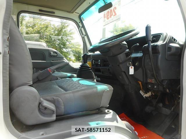 Isuzu ELF TRUCK 2006-01 8229835-15