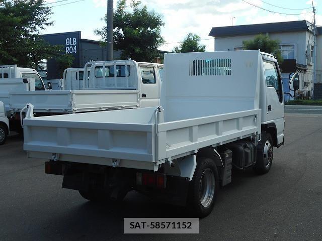 Isuzu ELF TRUCK 2006-01 8229835-6