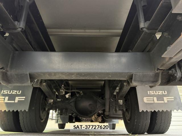 Isuzu ELF TRUCK 2017-07 8229795-12