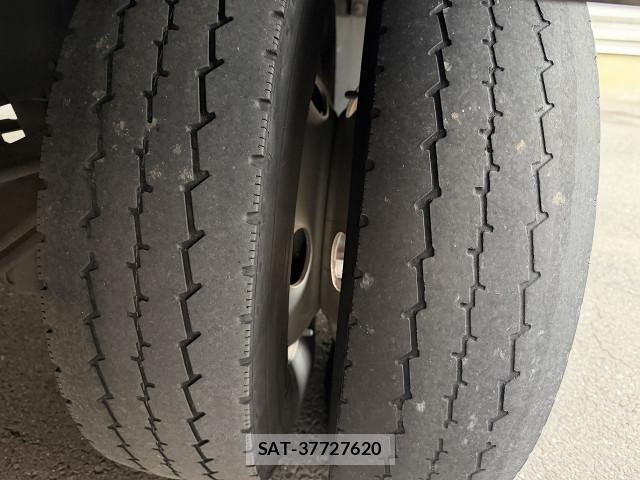 Isuzu ELF TRUCK 2017-07 8229795-14