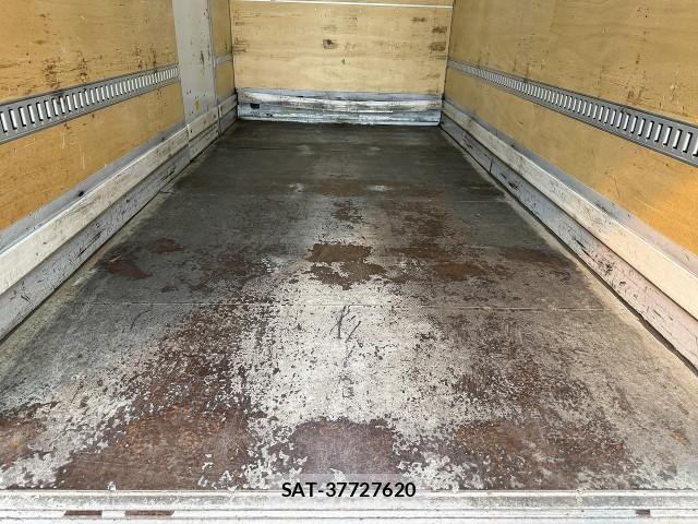 Isuzu ELF TRUCK 2017-07 8229795-24