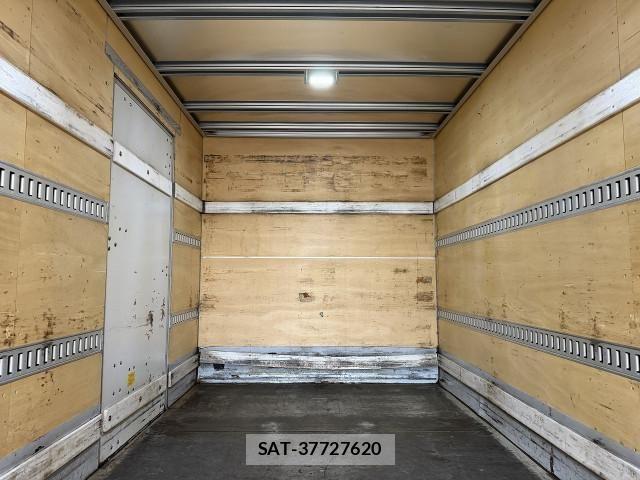 Isuzu ELF TRUCK 2017-07 8229795-26
