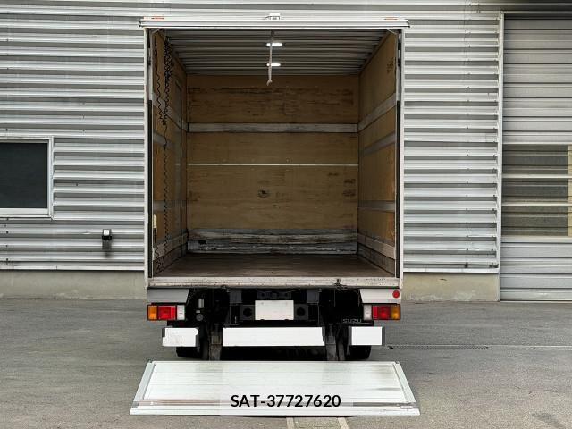 Isuzu ELF TRUCK 2017-07 8229795-4