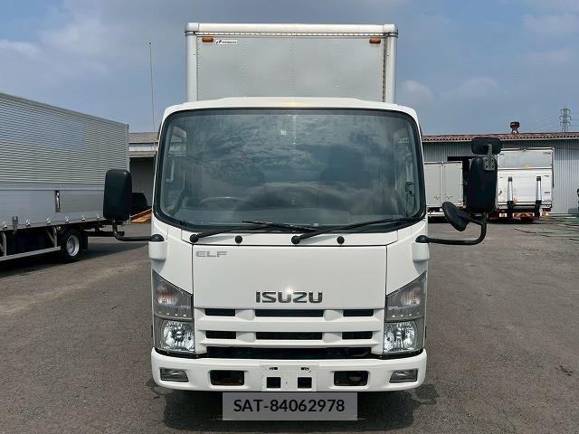 Isuzu ELF TRUCK 2013-02 8229829-1