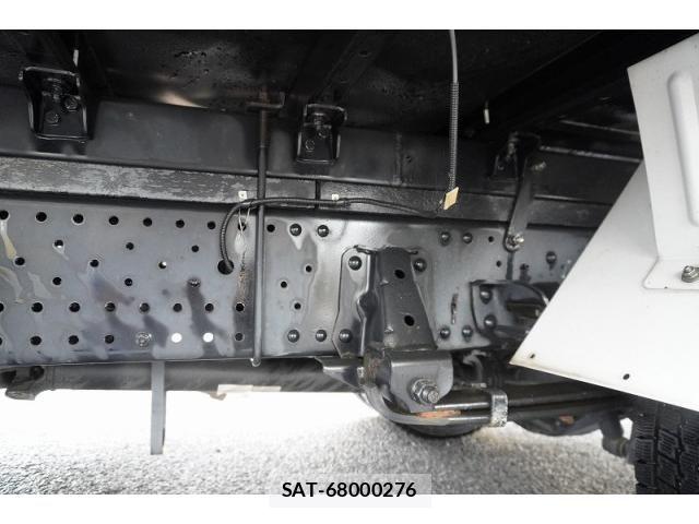 Isuzu ELF TRUCK 2017-03 8229804-10