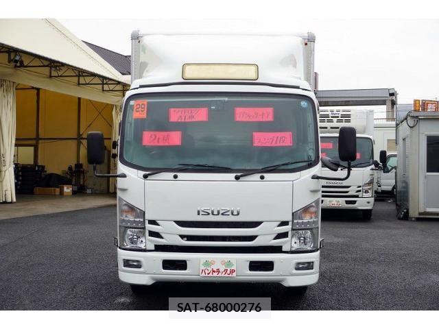 Isuzu ELF TRUCK 2017-03 8229804-1