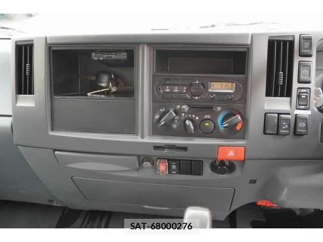 Isuzu ELF TRUCK 2017-03 8229804-26