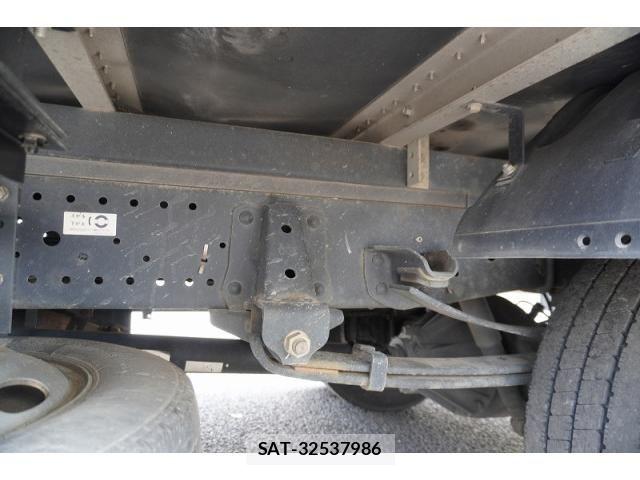 Isuzu ELF TRUCK 2018-12 8229785-11
