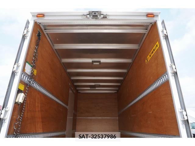 Isuzu ELF TRUCK 2018-12 8229785-21