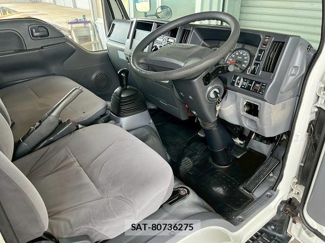 Isuzu ELF TRUCK 2015-08 8229830-21