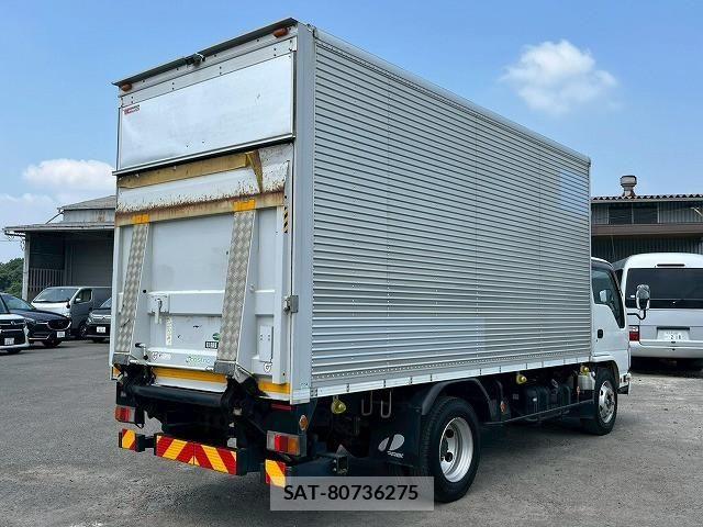 Isuzu ELF TRUCK 2015-08 8229830-5