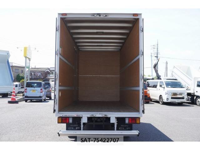 Isuzu ELF TRUCK 2019-03 8229796-18