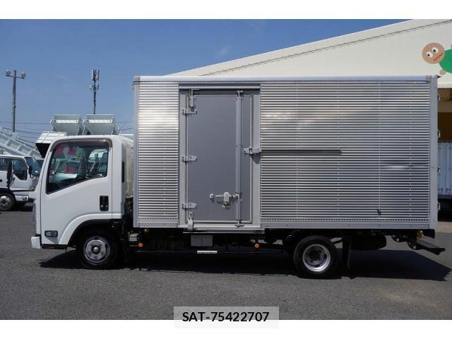Isuzu ELF TRUCK 2019-03 8229796-2