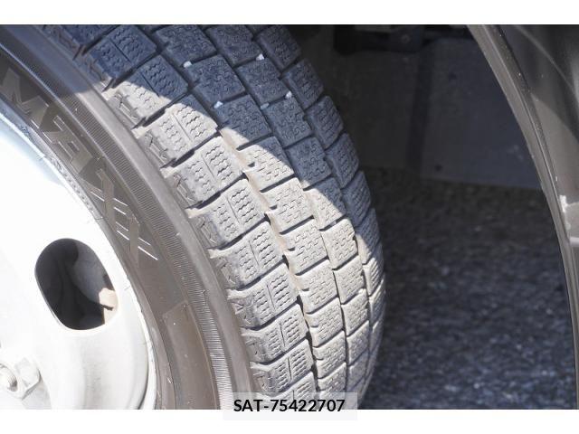 Isuzu ELF TRUCK 2019-03 8229796-8