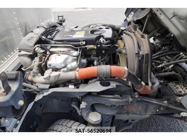 Isuzu ELF TRUCK 2017-05 8229818-14