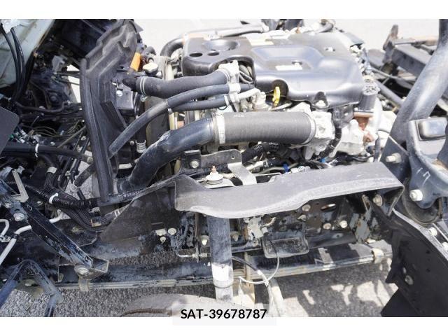 Isuzu ELF TRUCK 2017-12 8229771-14