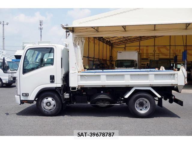 Isuzu ELF TRUCK 2017-12 8229771-2