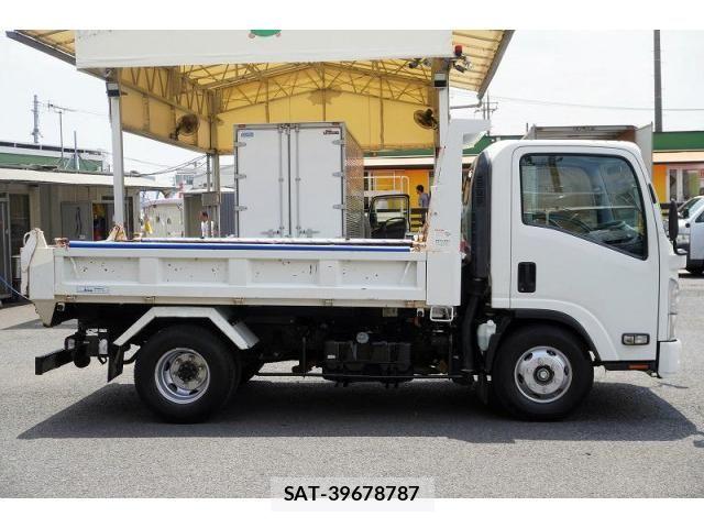 Isuzu ELF TRUCK 2017-12 8229771-4