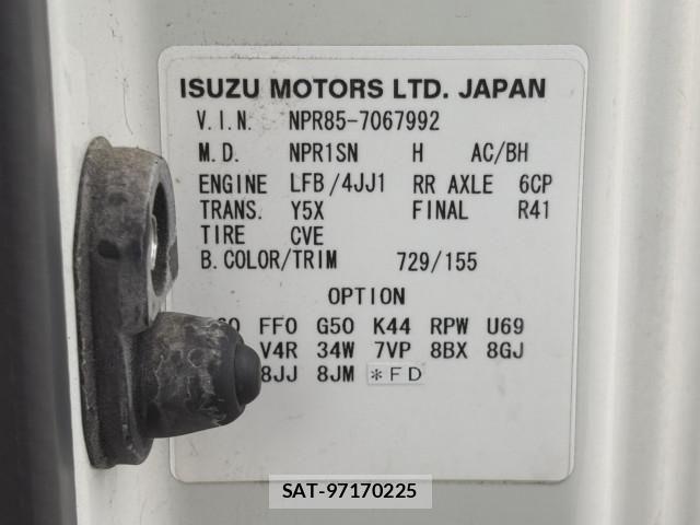 Isuzu ELF TRUCK 2017-06 8229828-23