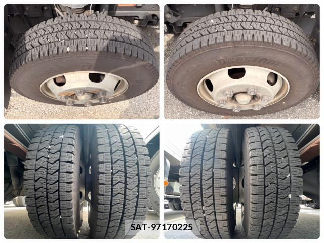 Isuzu ELF TRUCK 2017-06 8229828-25