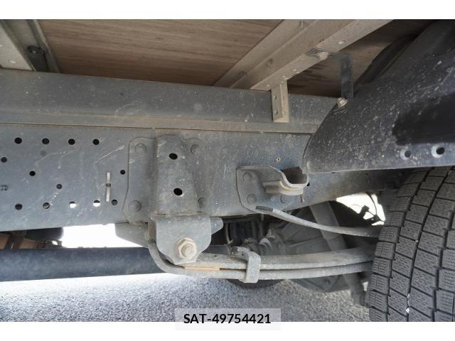 Isuzu ELF TRUCK 2018-12 8229812-10