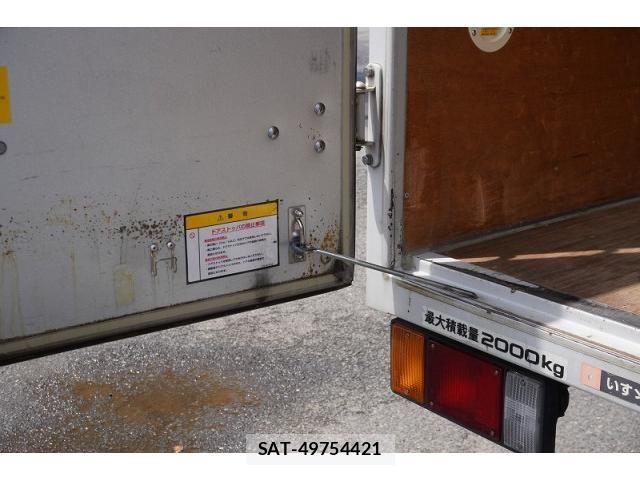 Isuzu ELF TRUCK 2018-12 8229812-24