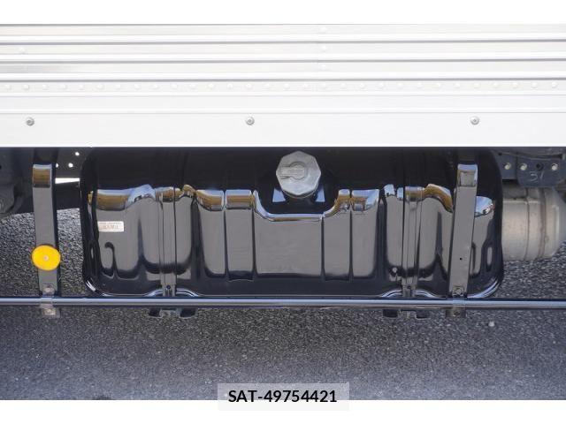Isuzu ELF TRUCK 2018-12 8229812-27