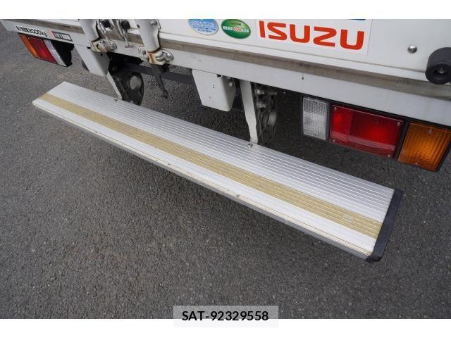 Isuzu ELF TRUCK 2018-12 8229813-26
