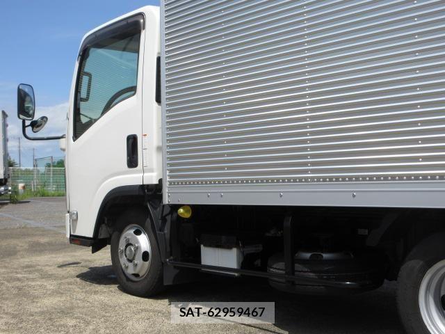 Isuzu ELF TRUCK 2023-09 8229772-18