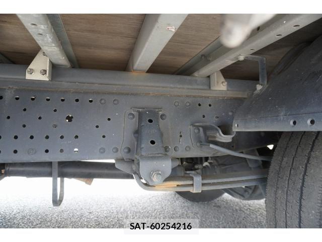 Isuzu ELF TRUCK 2019-03 8229793-10