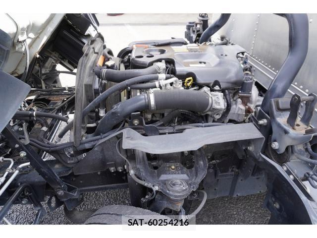 Isuzu ELF TRUCK 2019-03 8229793-13