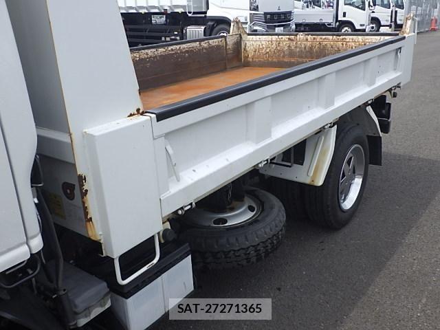 Isuzu ELF TRUCK 2018-09 8229790-4