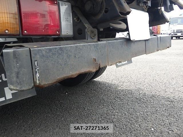 Isuzu ELF TRUCK 2018-09 8229790-8