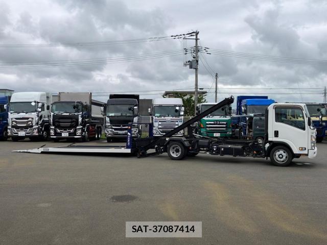 Isuzu ELF TRUCK 2021-03 8229767-5