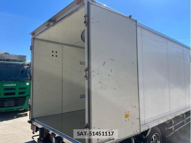 Isuzu ELF TRUCK 2012-10 8229838-10