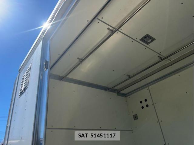 Isuzu ELF TRUCK 2012-10 8229838-28
