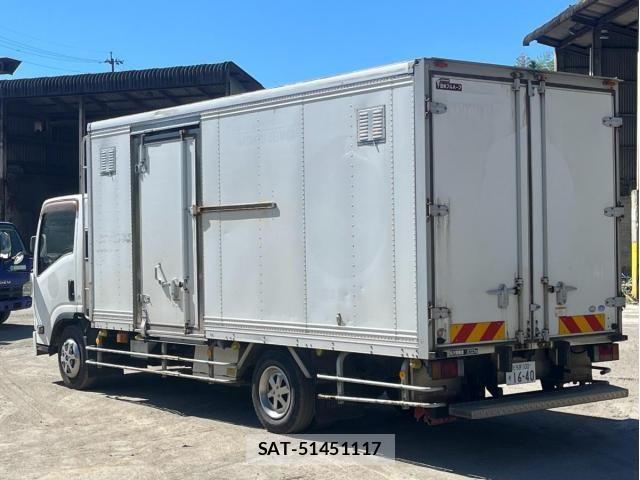 Isuzu ELF TRUCK 2012-10 8229838-4