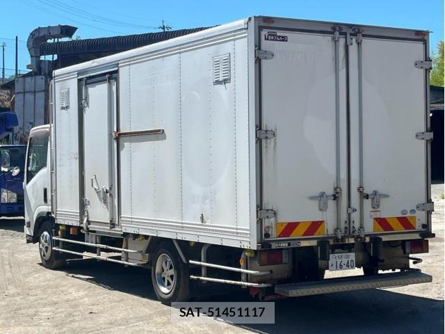 Isuzu ELF TRUCK 2012-10 8229838-5