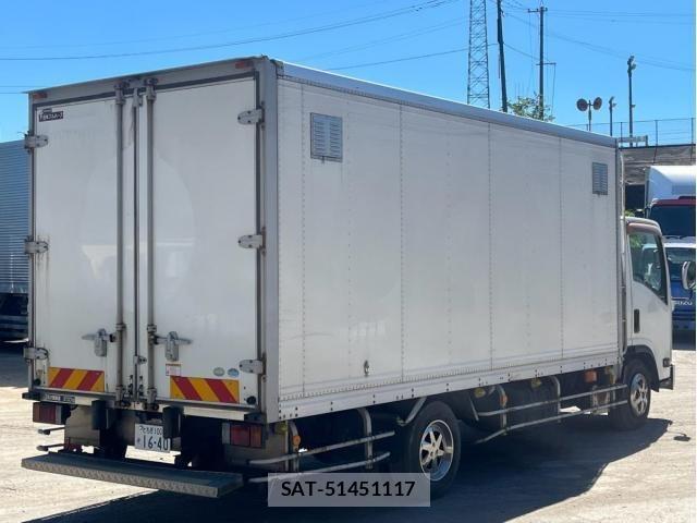 Isuzu ELF TRUCK 2012-10 8229838-7