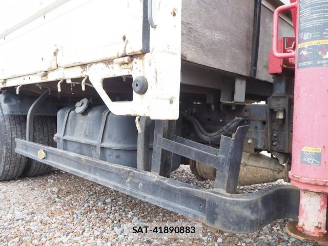 Isuzu ELF TRUCK 2011-08 8229831-17