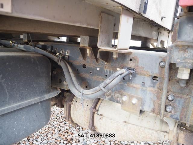 Isuzu ELF TRUCK 2011-08 8229831-18