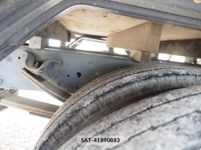 Isuzu ELF TRUCK 2011-08 8229831-21