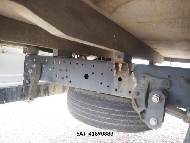Isuzu ELF TRUCK 2011-08 8229831-22